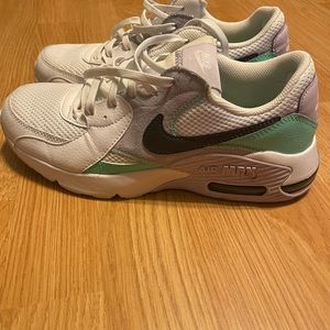 Womens Nike Air Max